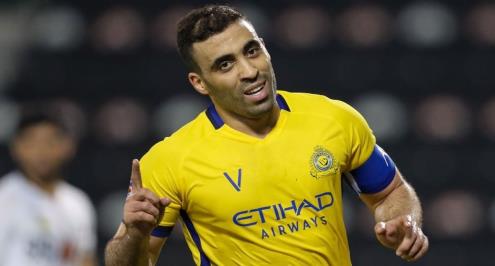 النصر السعودي يتمسك بموقفه ويشكو حمدالله ونادي الاتحاد إلى "الفيفا"